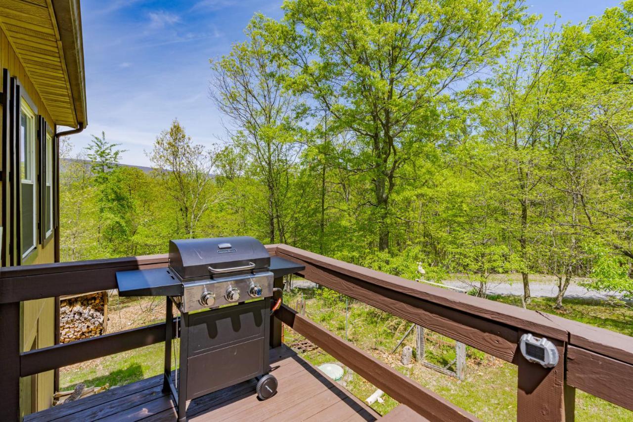River Access Cabin With Hot Tub, Fire Pit, & Wifi! Morton Grove Exterior foto